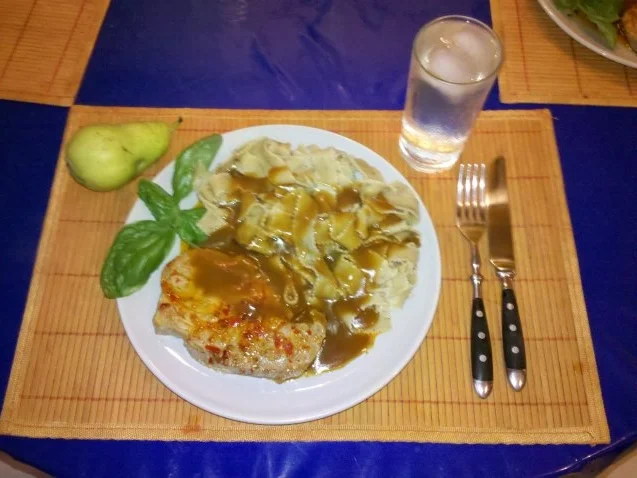 Fleisch: Sambal Oelek-Steaks mit Wildsauce und Steinpilznudeln - Rezept - Bild Nr. 10