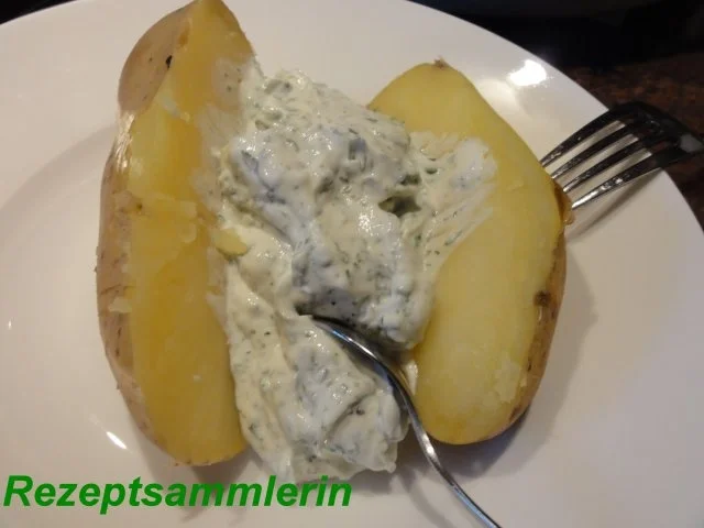Kartoffel:   BACKKARTOFFEL mit Kräuterdip - Rezept