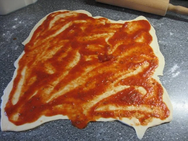 Rezept: Pizza-Schnecken, wie sie jeder gerne mag! Bild Nr. 8 Pizza-Schnecken, wie sie jeder gerne mag! - Rezept - Bild Nr. 8