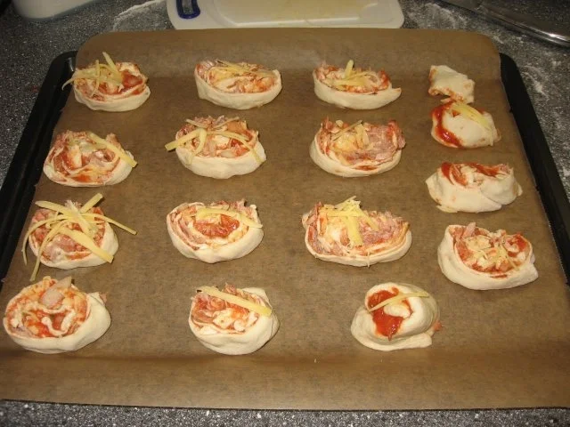 Rezept: Pizza-Schnecken, wie sie jeder gerne mag! Bild Nr. 28 Pizza-Schnecken, wie sie jeder gerne mag! - Rezept - Bild Nr. 28