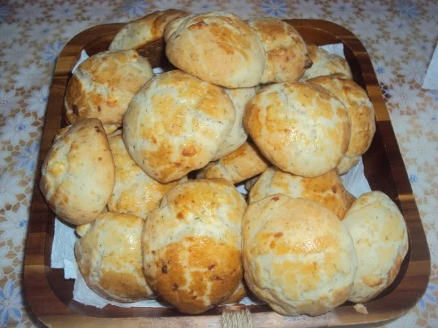 Käse-Dill Brötchen - Rezept