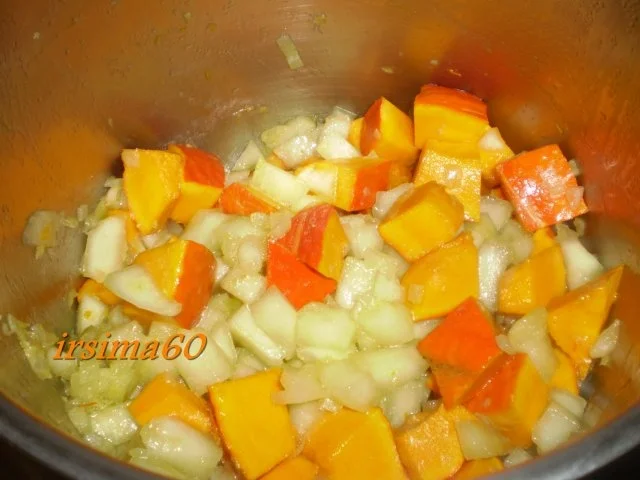 Rezept: Kürbis - Melonencreme - Suppe Bild Nr. 5 Kürbis - Melonencreme - Suppe - Rezept - Bild Nr. 5