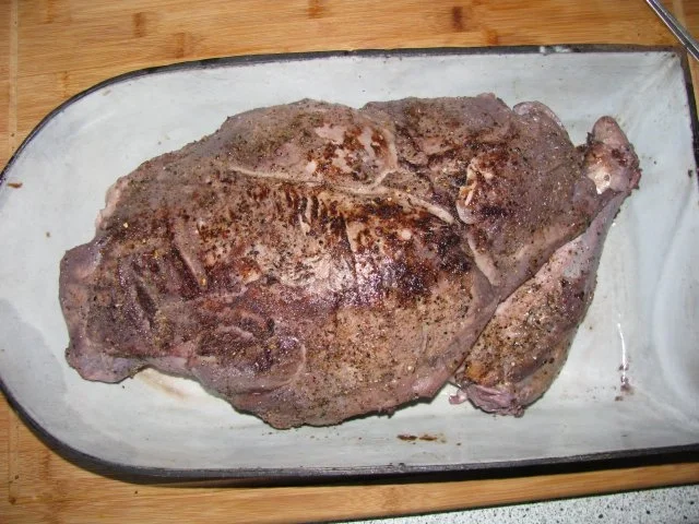 Rezept: Wild: Wildschweinkeule nach Niedertemperaturmethode Bild Nr. 5 Wild: Wildschweinkeule nach Niedertemperaturmethode - Rezept - Bild Nr. 5