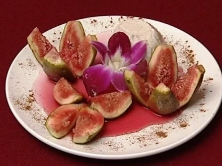 Feigen mit Cassiscrème (Felix von Jascheroff) - Rezept