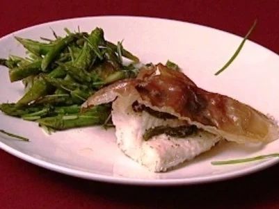 Steinbeißer-Saltimbocca an Spargelgemüse (Angela Neumann) - Rezept
