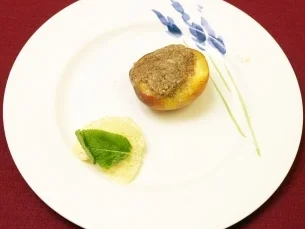 Pfirsiche mit Mandeln und Vanille (Aleks Bechtel) - Rezept