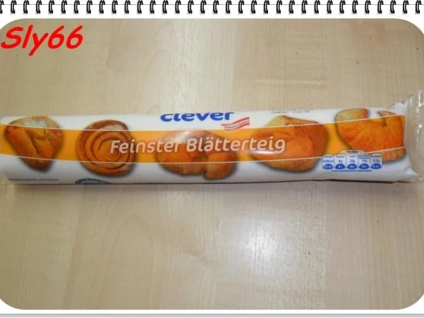 Pizza:Blätterteig-Pizza mit Tomaten-Speck-Champignonsoße - Rezept - Bild Nr. 2