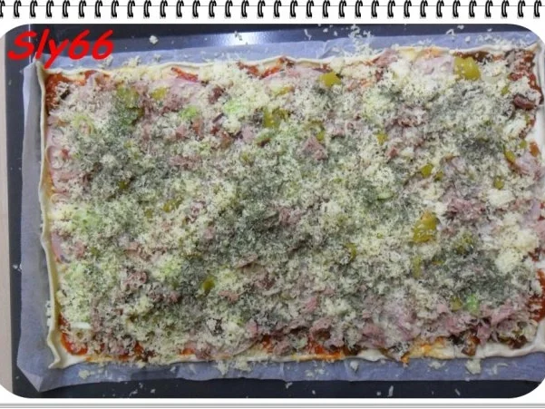 Pizza:Blätterteig-Pizza mit Tomaten-Speck-Champignonsoße - Rezept - Bild Nr. 9