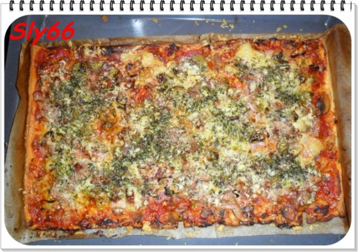 Pizza:Blätterteig-Pizza mit Tomaten-Speck-Champignonsoße - Rezept - Bild Nr. 10
