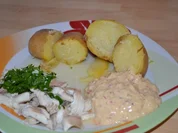 Forelle mit Backkartoffeln und Radieschen-Dip - Rezept
