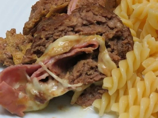 Hackfleischroulade alla Cordon bleu - Rezept - Bild Nr. 2