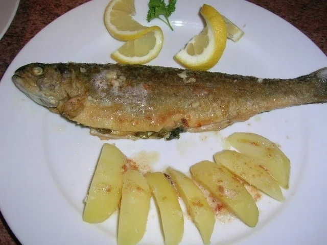 Forelle gebraten, mediterran gefüllt  (meine "einfache" Forelle zum Feierabend) - Rezept