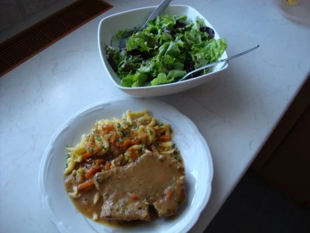 Gedünstete Bierschnitzel - Rezept - Bild Nr. 3