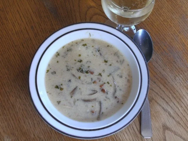 Rezept: Pilze: Schwammerlsuppe Pilze: Schwammerlsuppe - Rezept