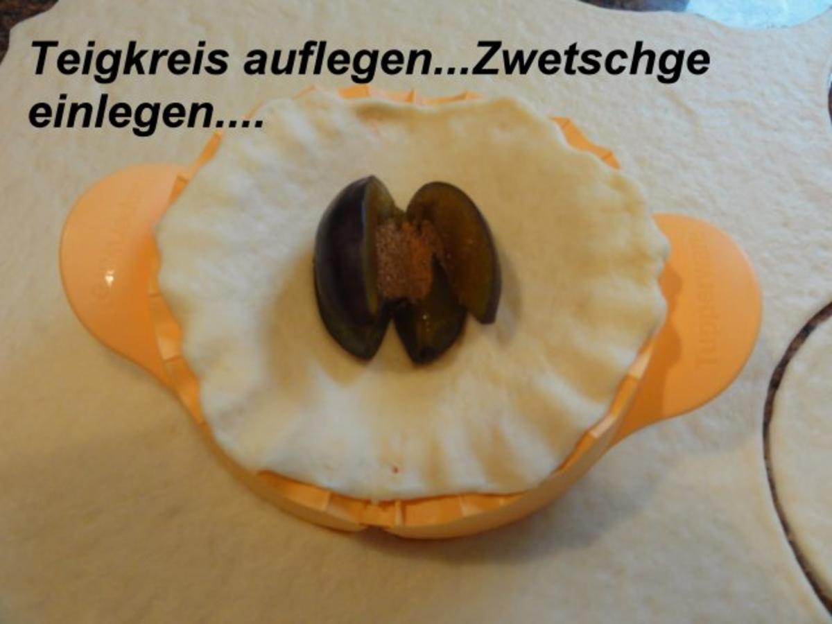 Hefe:   ZWETSCHGEN - TASCHEN - Rezept - Bild Nr. 5