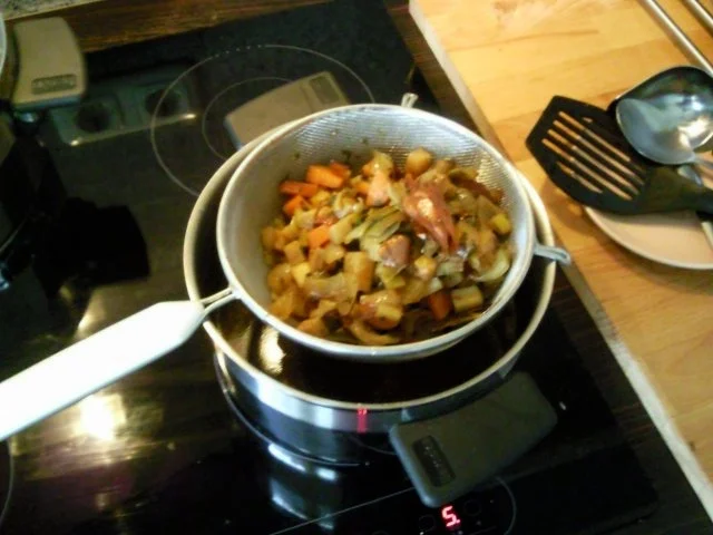 Schäuferla mit Seidenknödl - Rezept - Bild Nr. 10