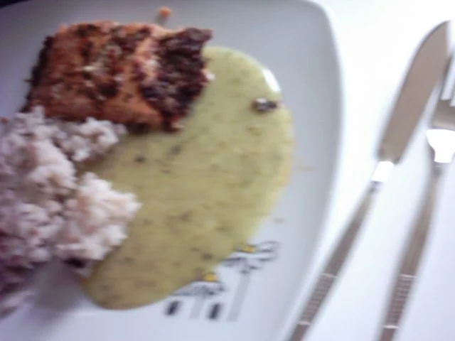 Wildlachsfilet mit Apfel-Pilzreis und Kräutersoße - Rezept - Bild Nr. 8