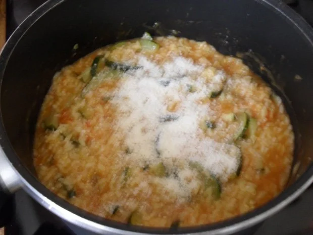 Rezept: Risotto mit Zucchini und Tomaten Bild Nr. 11 Risotto mit Zucchini und Tomaten - Rezept - Bild Nr. 11