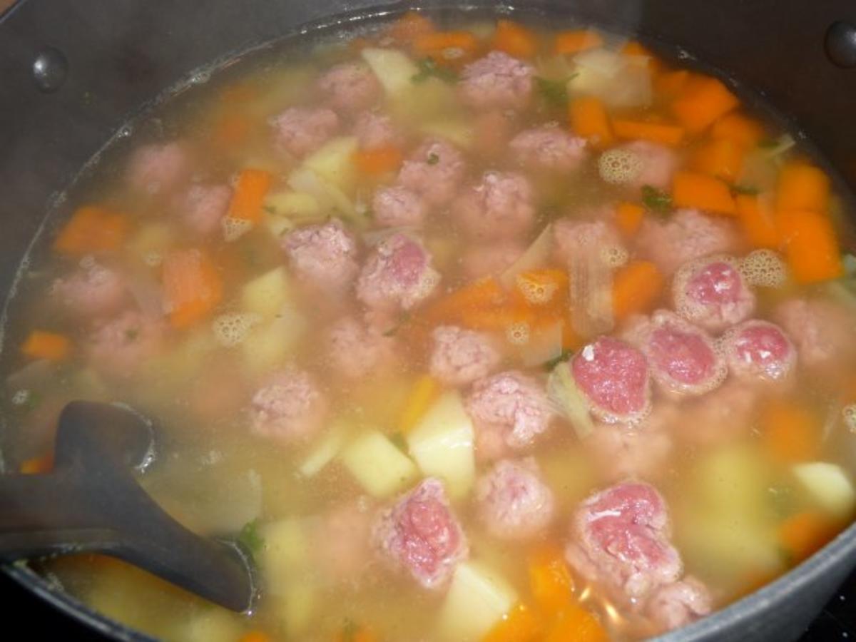 Gemüsesuppe mit Mettklößchen - Rezept - Bild Nr. 2