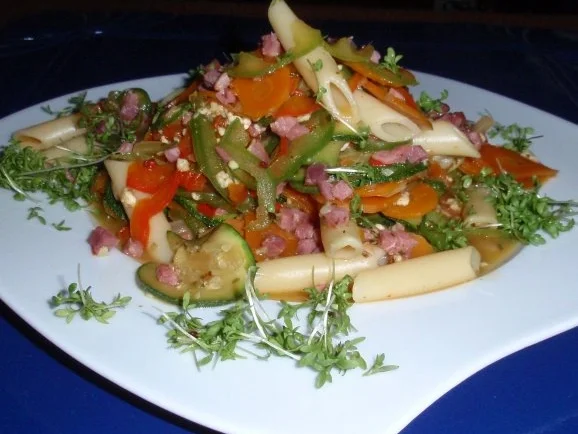 Schinken-Gemüse-Nudelpfanne - Rezept