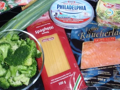 Rezept: Broccoli-Räucherlachs-Pasta Bild Nr. 2 Broccoli-Räucherlachs-Pasta - Rezept - Bild Nr. 2