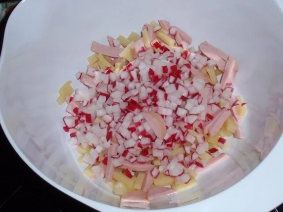 Rezept: Köstlicher Wurstsalat Bild Nr. 3 Köstlicher Wurstsalat - Rezept - Bild Nr. 3