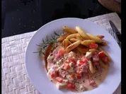 „Zupfnudeln“ mit Soße von meinen Freud Chrissi der Kochanfänger ist.... - Rezept