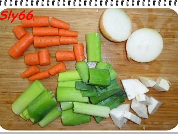 Rezept: Suppen:Gemüse-Eintopf Bild Nr. 3 Suppen:Gemüse-Eintopf - Rezept - Bild Nr. 3