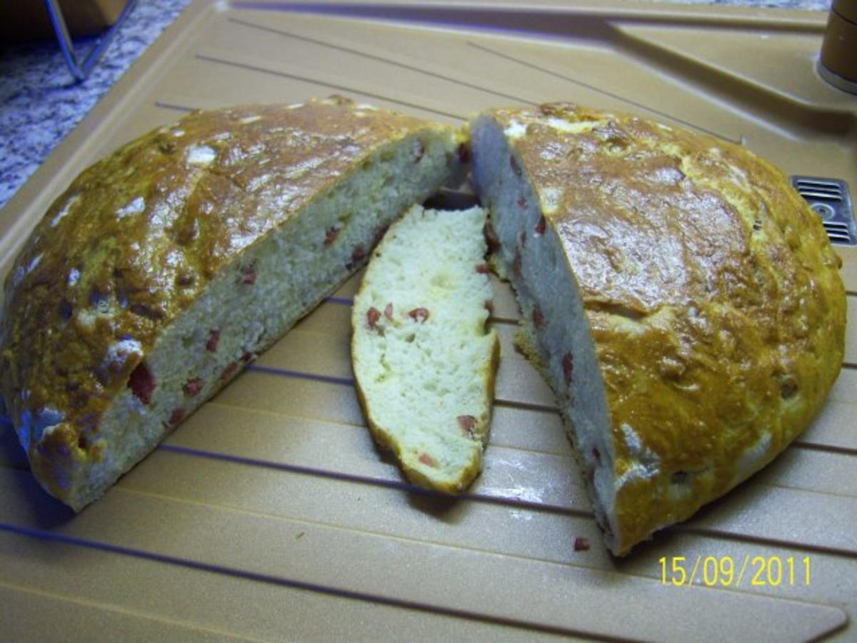 Brot mit Knoblauchwurst - Rezept - Bild Nr. 2