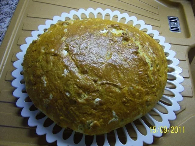 Brot mit Knoblauchwurst - Rezept