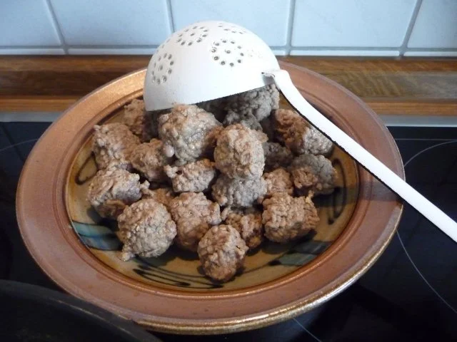 Suppen & EIntöpfe : Kartoffelsuppe mit Hackbällchen - Rezept - Bild Nr. 5