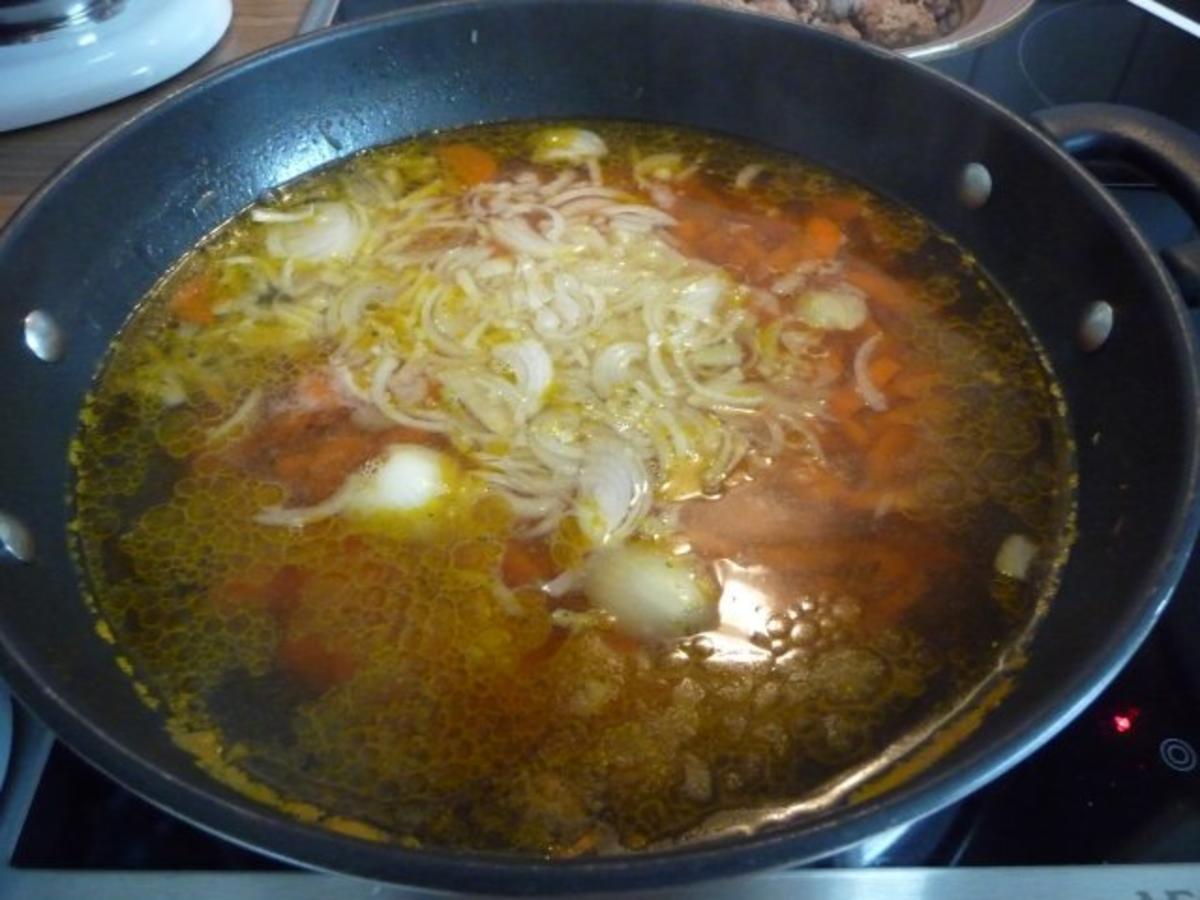 Suppen & EIntöpfe : Kartoffelsuppe mit Hackbällchen - Rezept - Bild Nr. 9