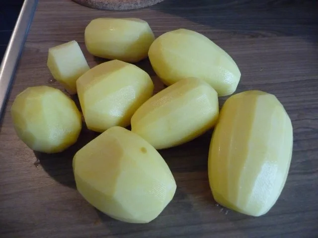 Suppen & EIntöpfe : Kartoffelsuppe mit Hackbällchen - Rezept - Bild Nr. 10