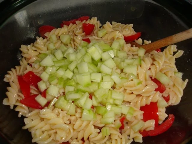 Kunterbunter Nudelsalat - Rezept - Bild Nr. 7