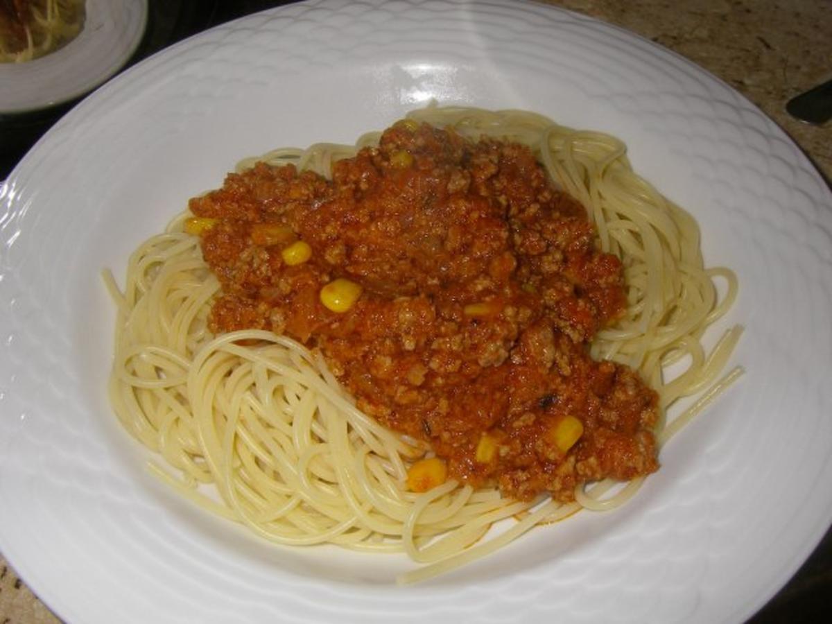 Spaghetti-Sugo ala Conny - Rezept