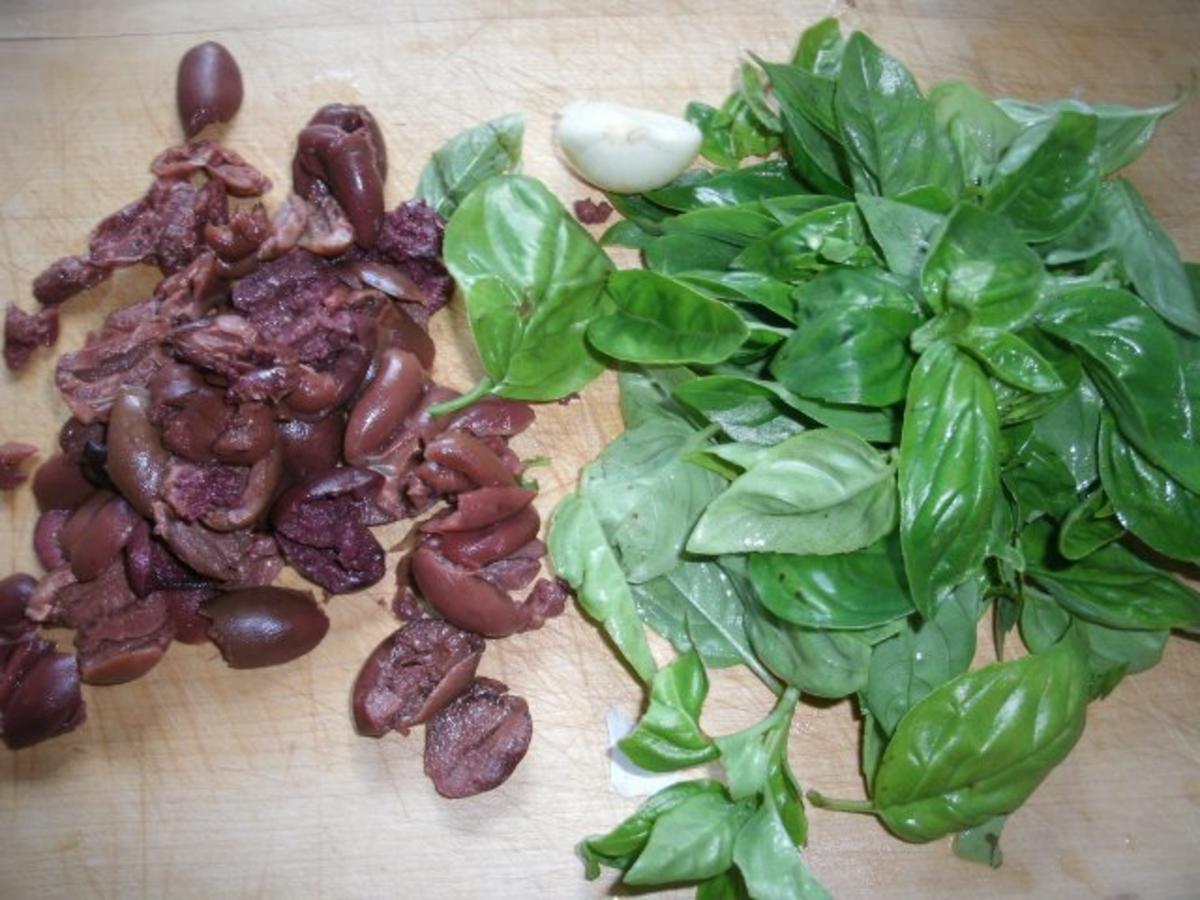 Olivenschnecken mit Feta und Basilikum - Rezept - Bild Nr. 4