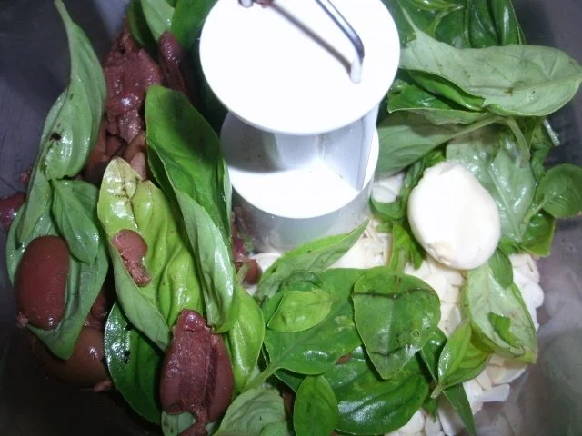 Olivenschnecken mit Feta und Basilikum - Rezept - Bild Nr. 5