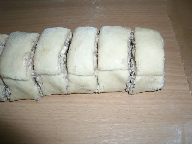 Olivenschnecken mit Feta und Basilikum - Rezept - Bild Nr. 8