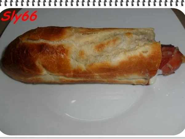 Rezept: Snacks:Hot-Dog mit Bernerwürstchen Bild Nr. 2 Snacks:Hot-Dog mit Bernerwürstchen - Rezept - Bild Nr. 2