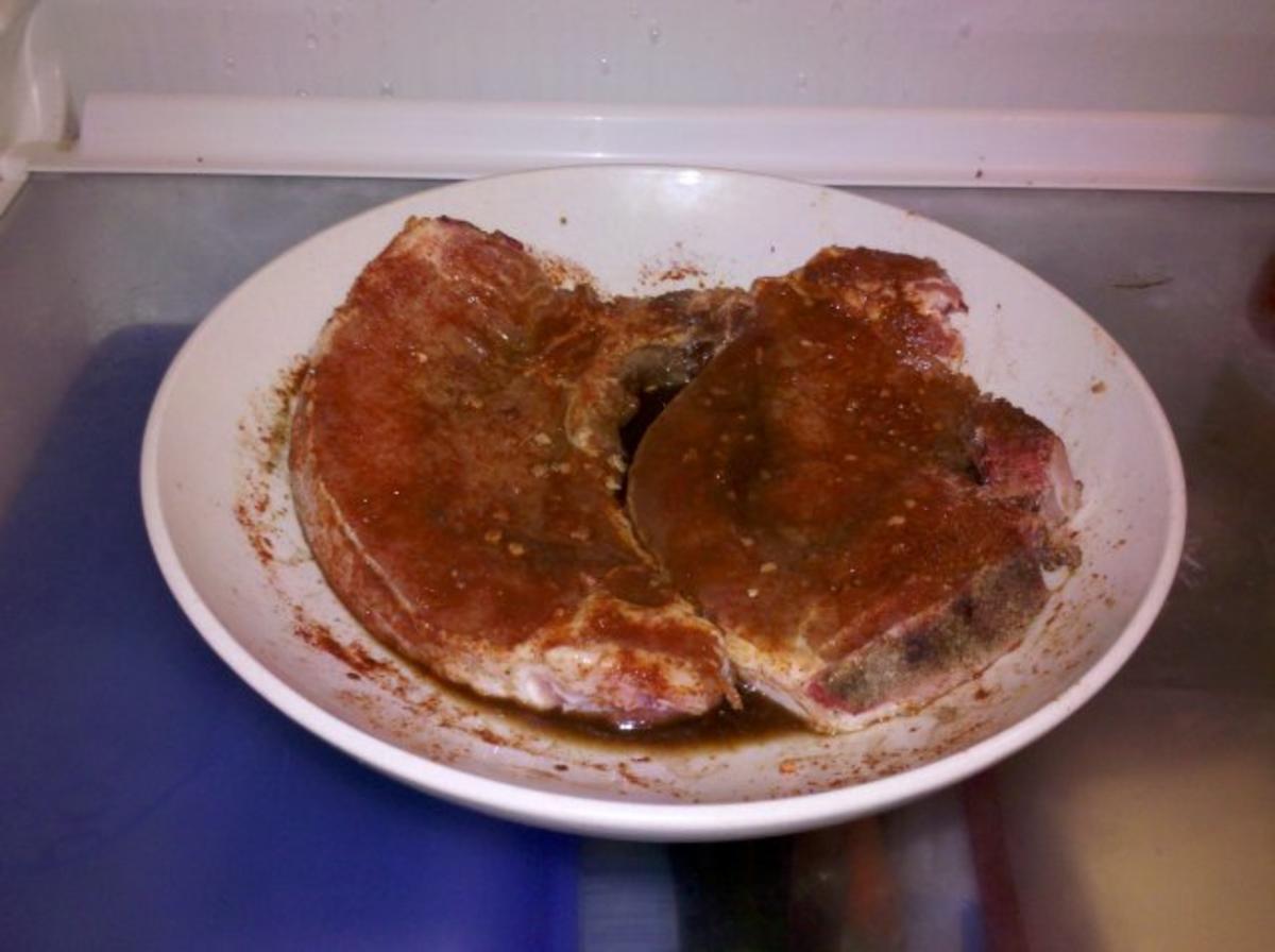 Fleisch: Scharfes Stielkotelett mit Austernpilzsoße - Rezept - Bild Nr. 3