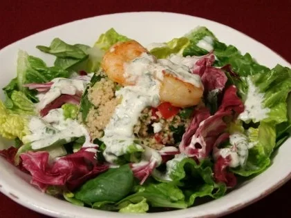 Rezept: Tabouleh auf Feldsalat mit Koriander-Dressing Tabouleh auf Feldsalat mit Koriander-Dressing - Rezept