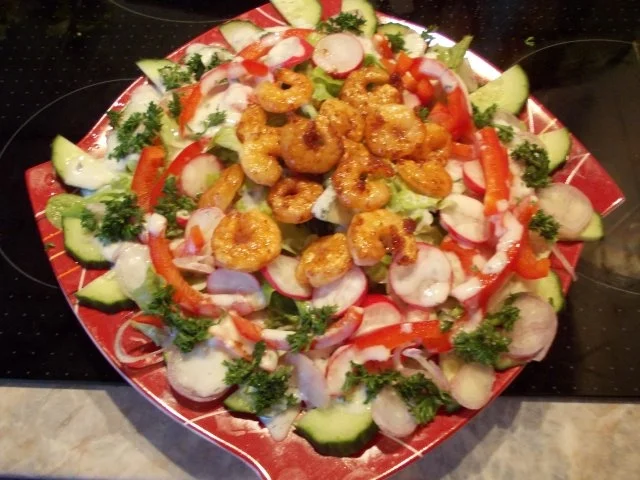 Gebratene Garnelen schlafen im Salatbett  !!!!!! - Rezept - Bild Nr. 4