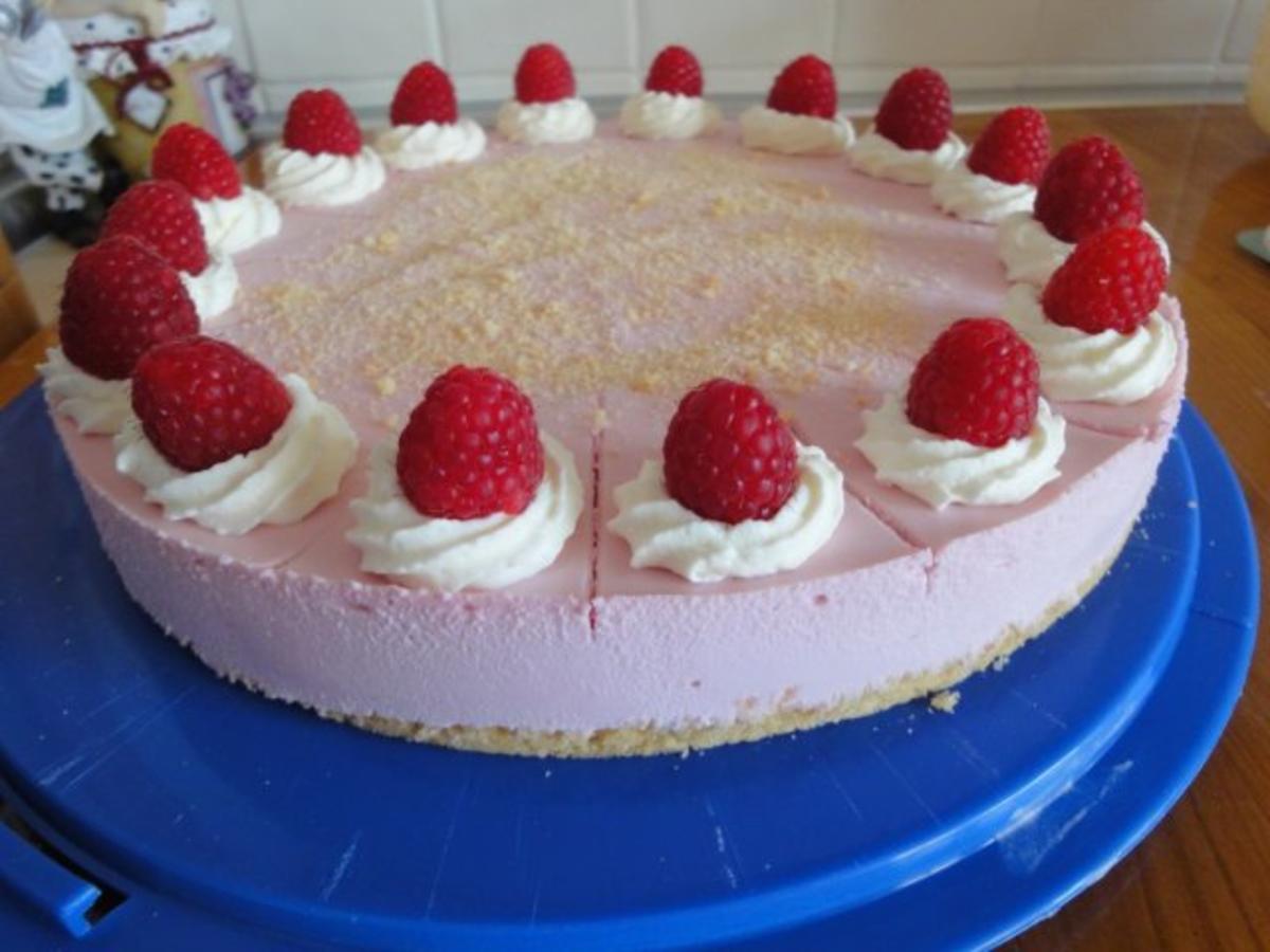 Bilder für Frischkäse-Himbeer-Torte Rezept