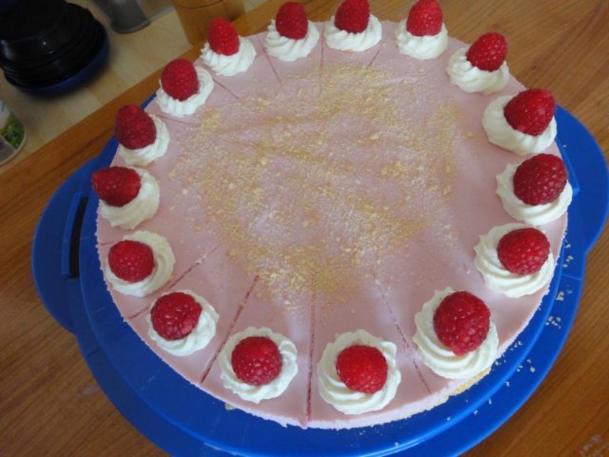 Frischkäse-Himbeer-Torte - Rezept - Bild Nr. 2