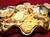 Rezept: Bandnudeln mit Venusmuscheln und Fischrogen Bandnudeln mit Venusmuscheln und Fischrogen - Rezept