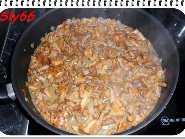 Rezept: Soßen:Pfifferlingsoße die Zweite Bild Nr. 7 Soßen:Pfifferlingsoße die Zweite - Rezept - Bild Nr. 7