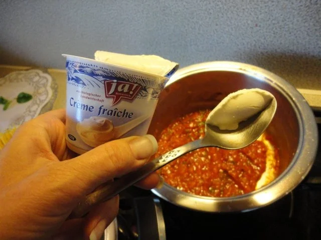 Spaghetti mit Tomaten Wodka Sauce - Rezept - Bild Nr. 7