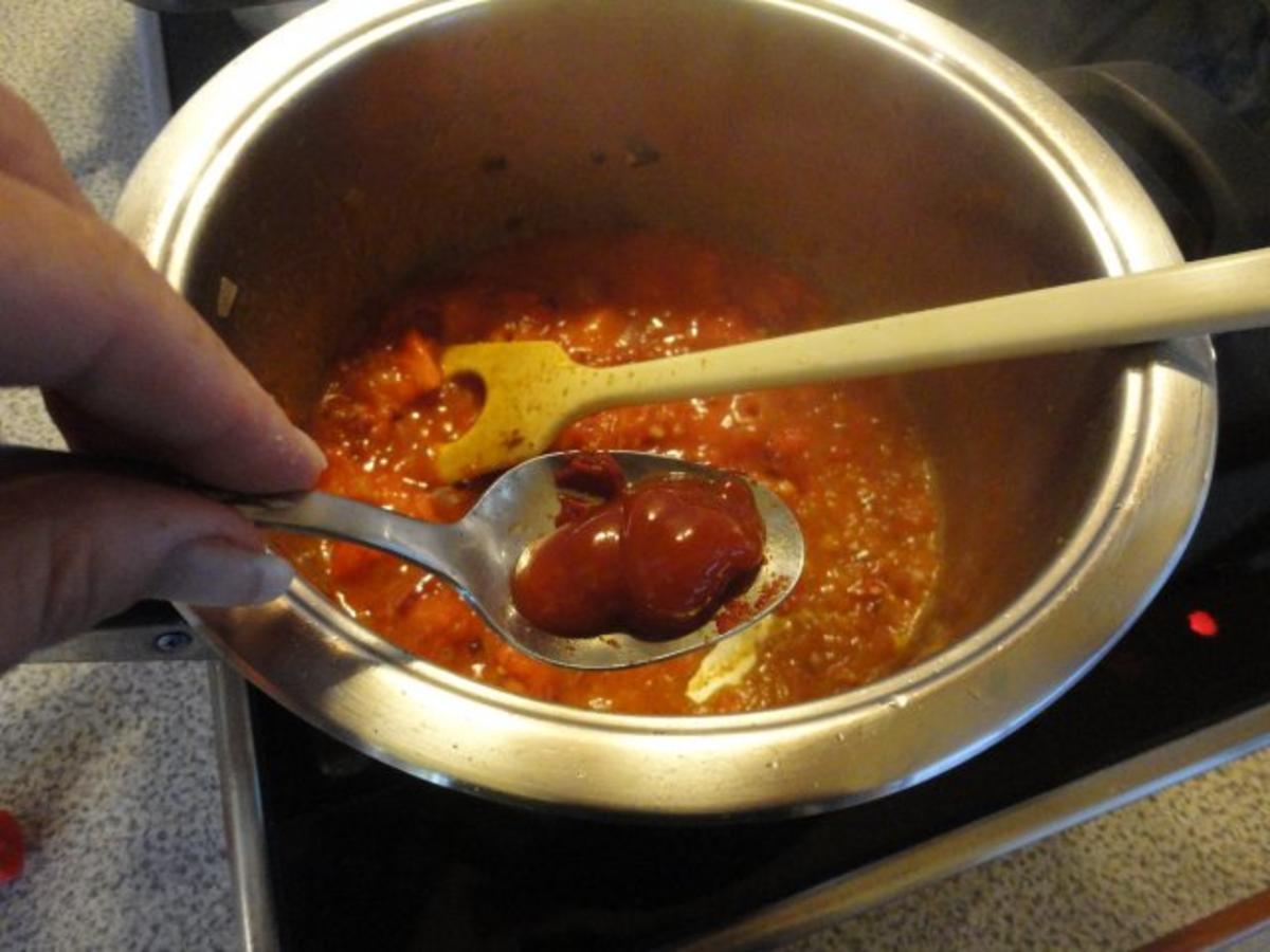 Spaghetti mit Tomaten Wodka Sauce - Rezept - Bild Nr. 6