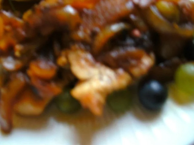 Rezept: Zwiebel Weintrauben-Soße mit Hähnchenbrust Bild Nr. 3 Zwiebel Weintrauben-Soße mit Hähnchenbrust - Rezept - Bild Nr. 3