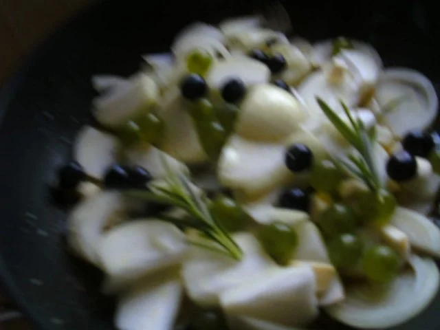 Rezept: Zwiebel Weintrauben-Soße mit Hähnchenbrust Bild Nr. 5 Zwiebel Weintrauben-Soße mit Hähnchenbrust - Rezept - Bild Nr. 5